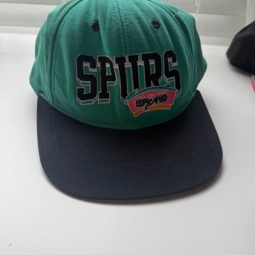 Vintage 1990s San Antonio Spurs Adidas NBA Hat Made In Taiwan Green Black